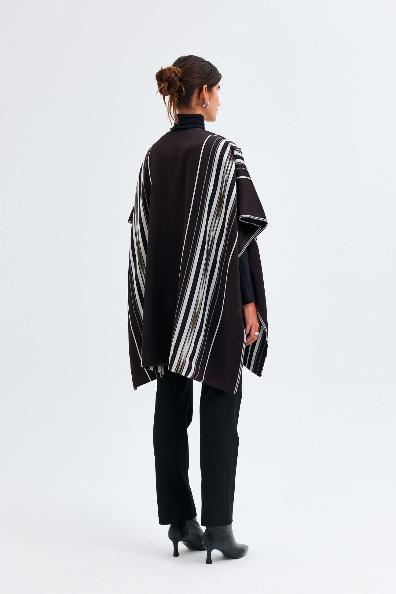 Kutnu Poncho