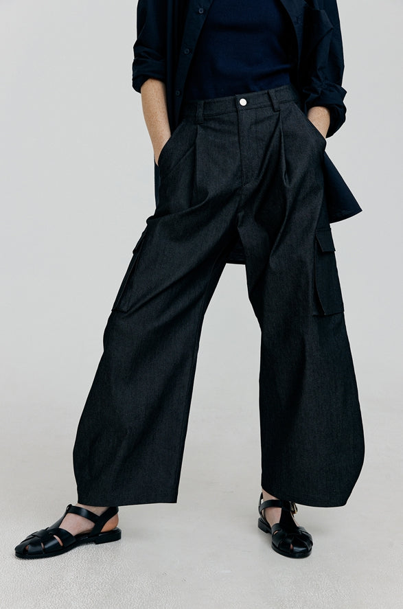 Lucas Pant
