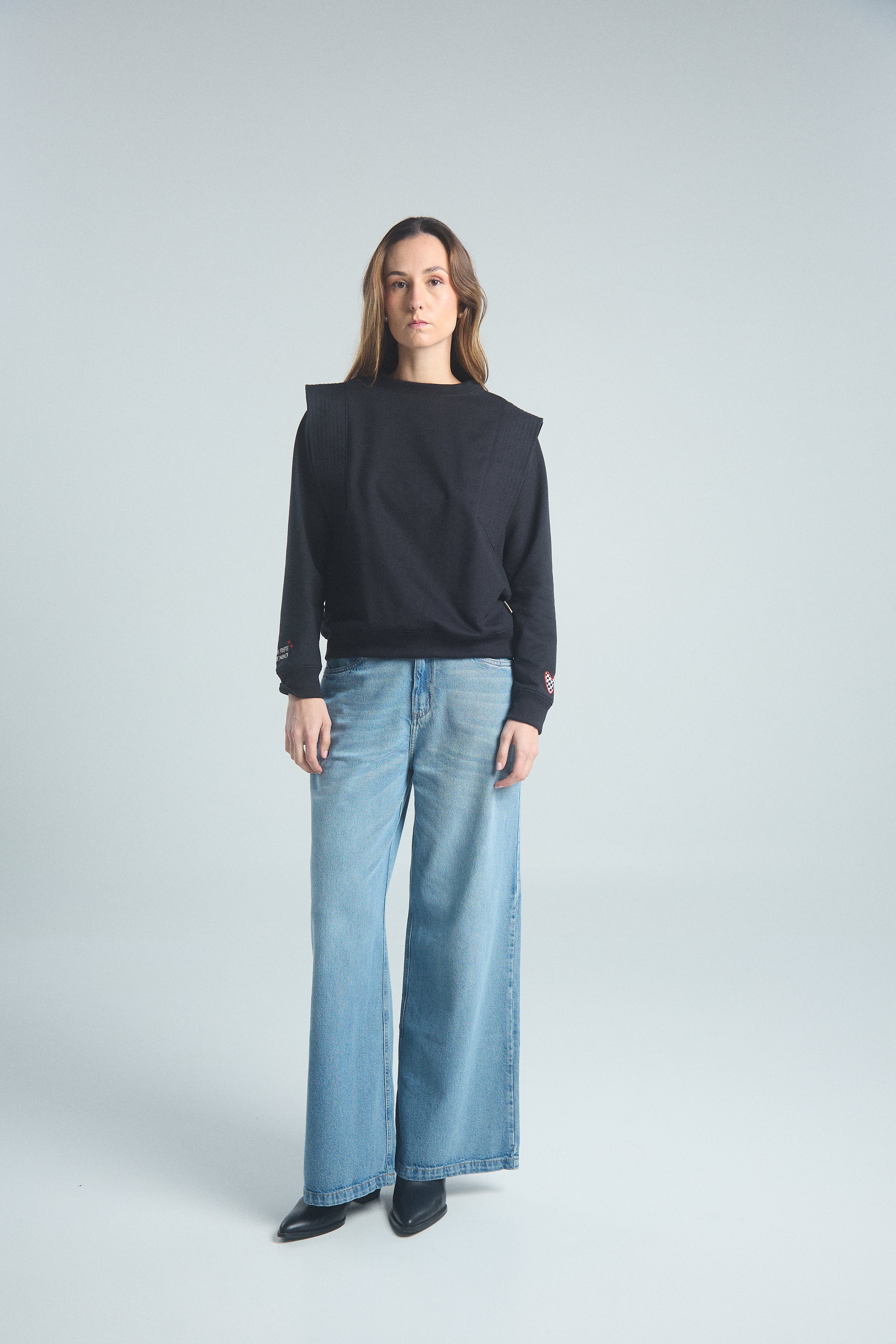 Sweatshirt Mas fuerte Negro