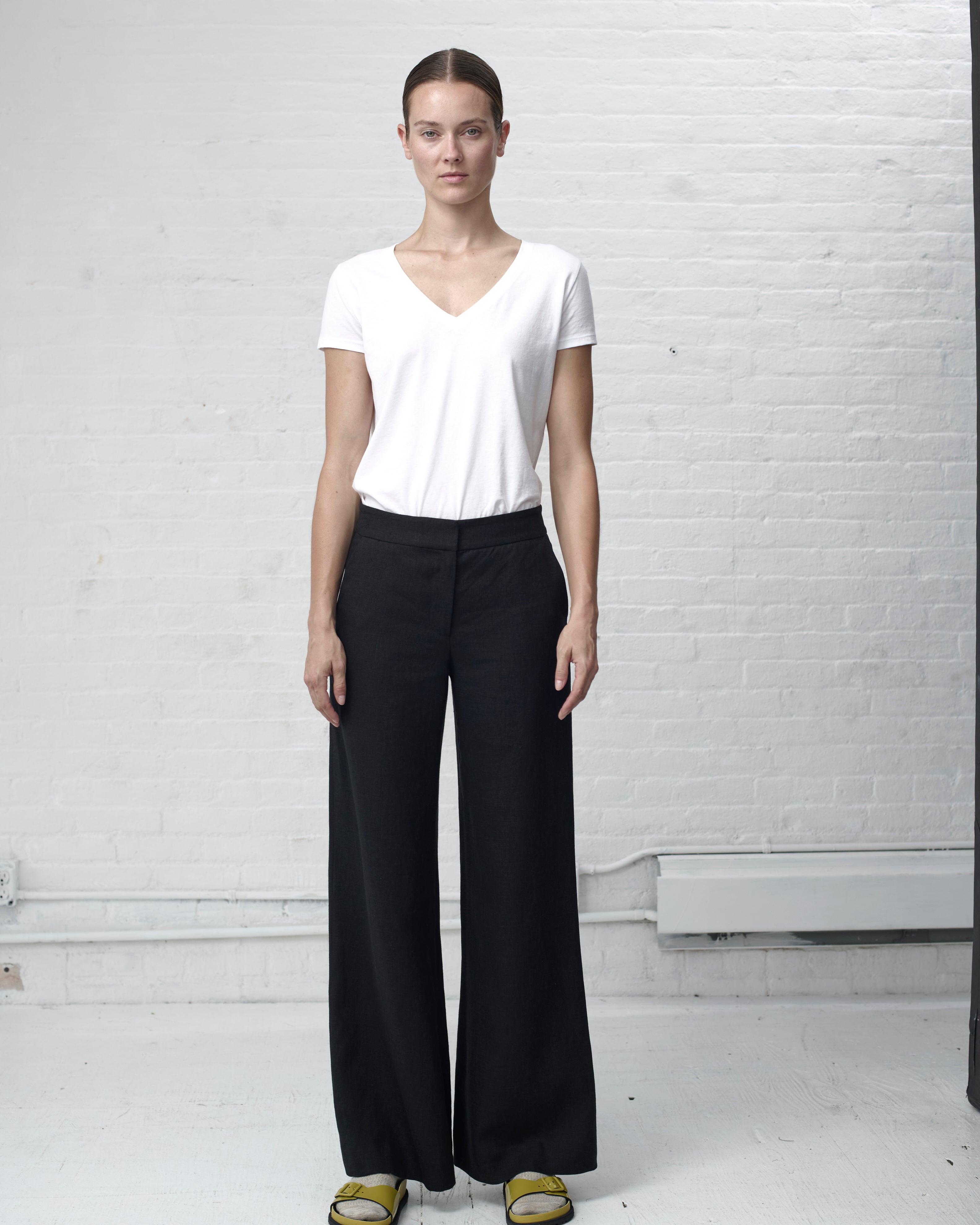 V NECK T SHIRT