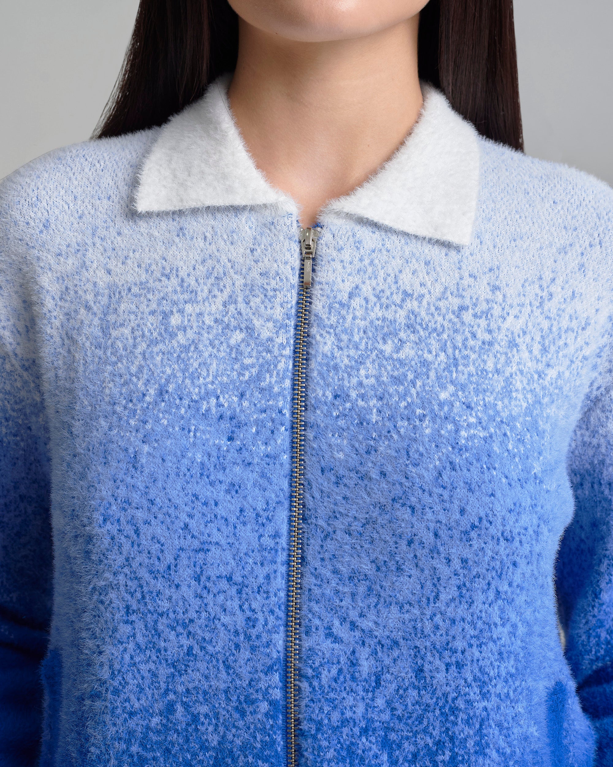 BREATH HOLD BLUE JACKET