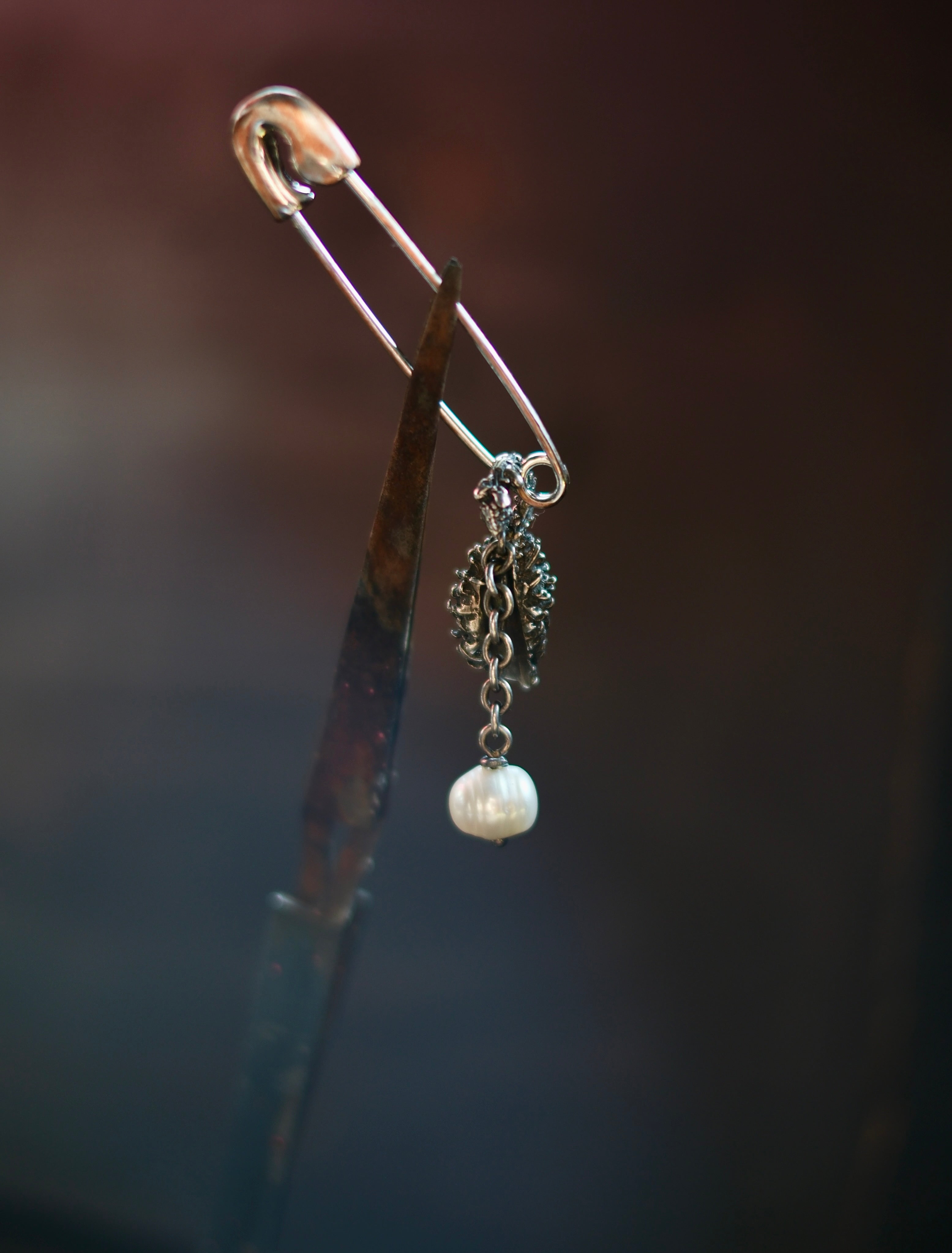 Bark Charm in Silver with Natural Pearl