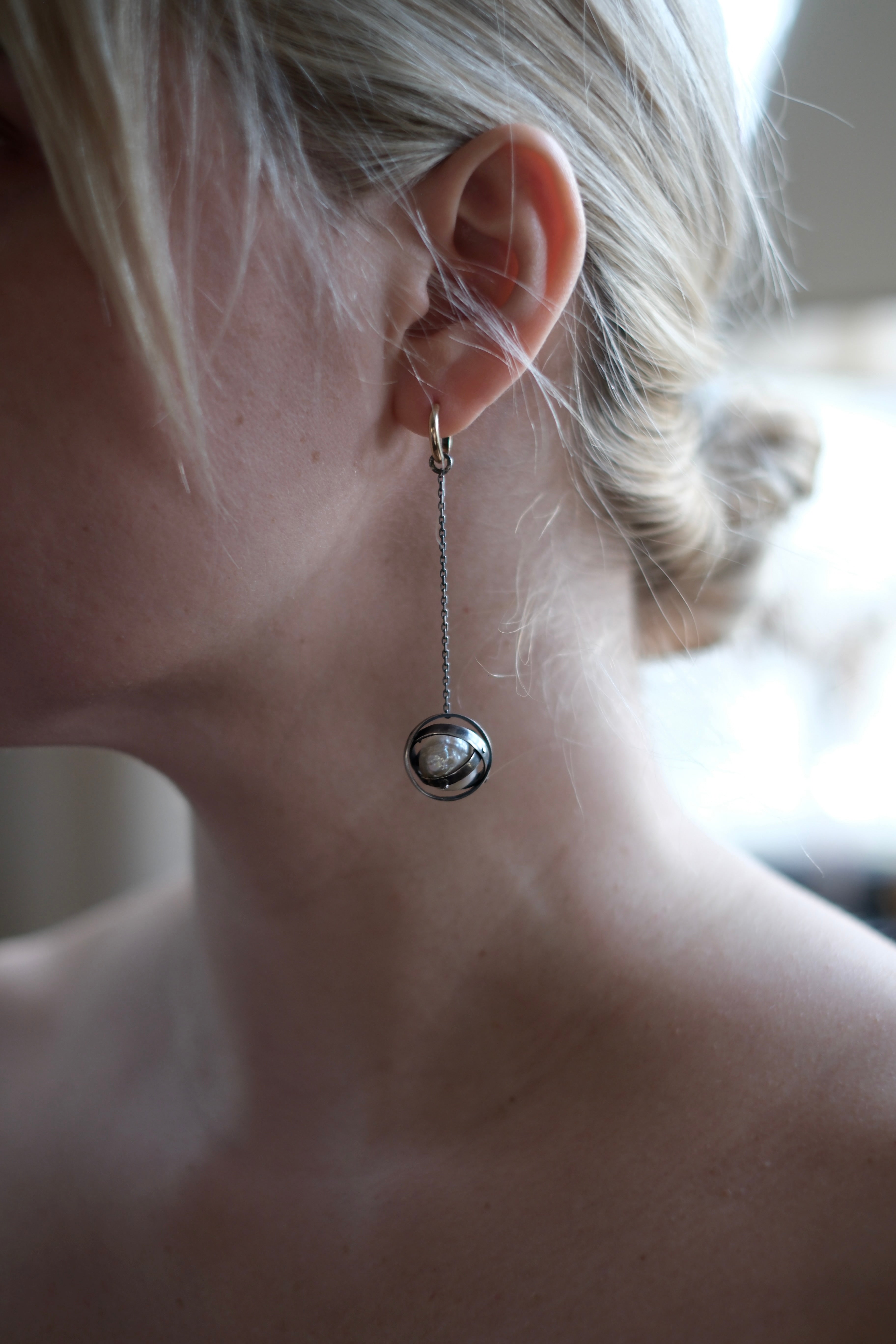 Orbit Earring with Natural Pearl