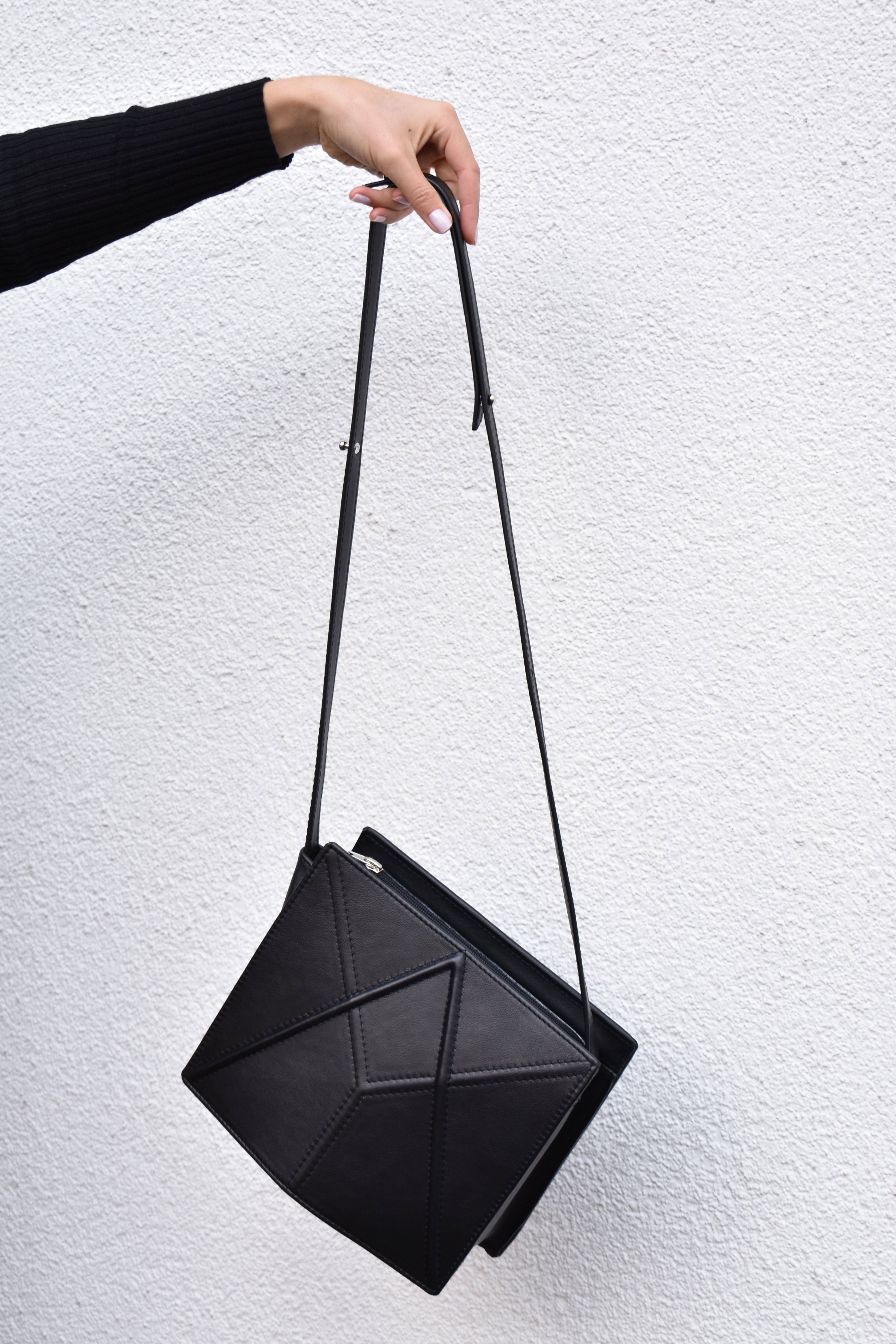 Facet shoulder bag