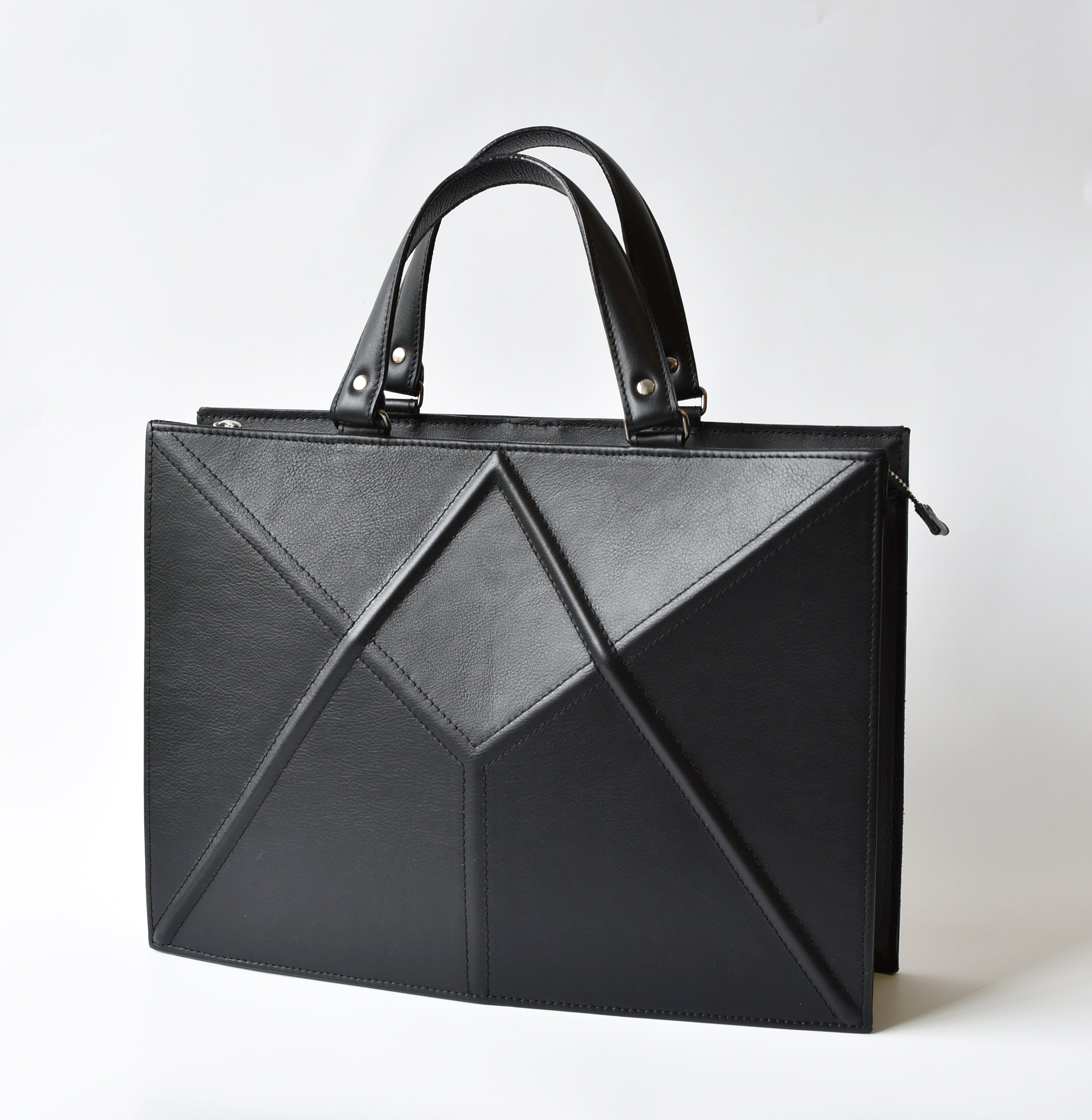 Facet laptop case