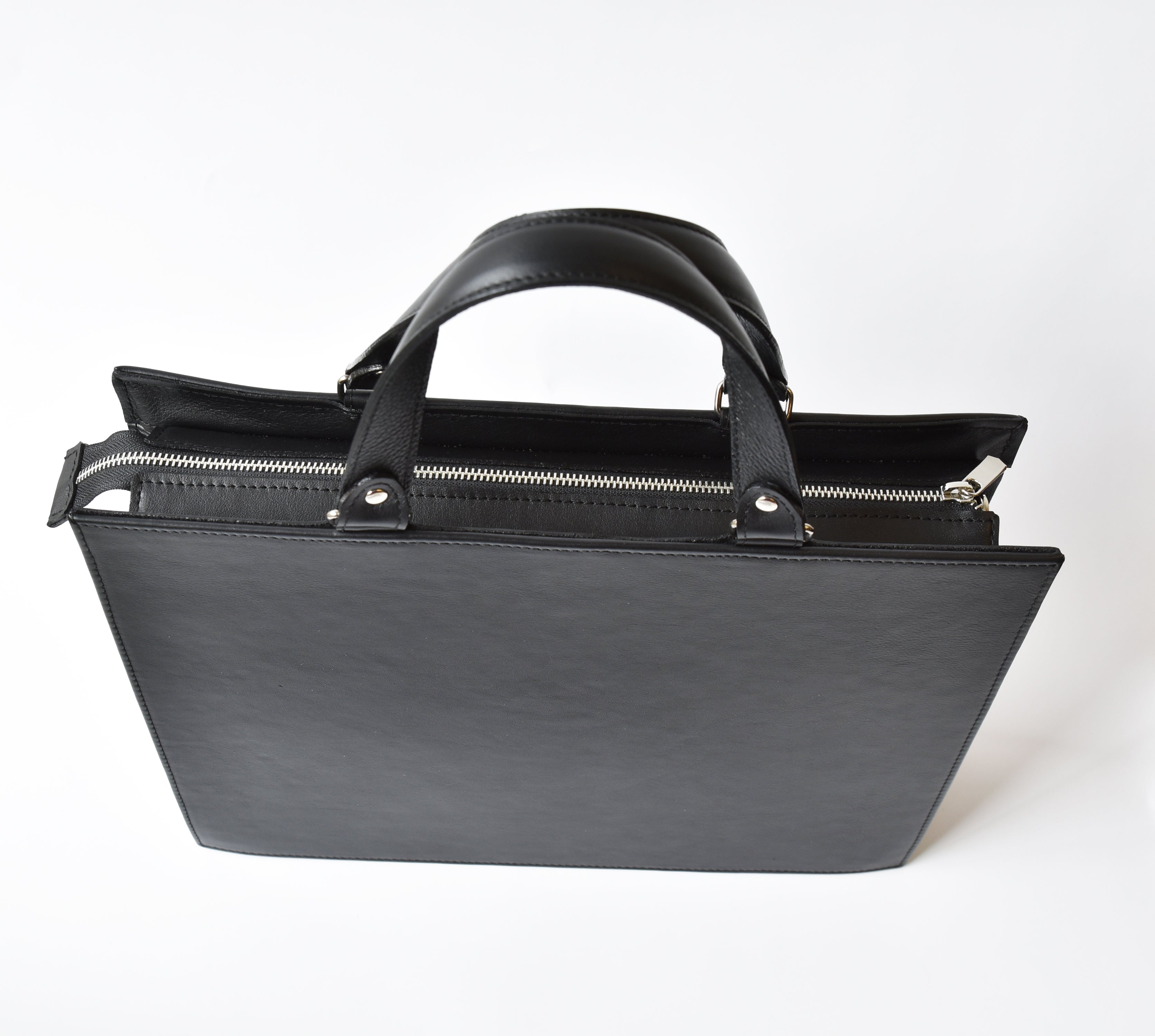 Facet laptop case