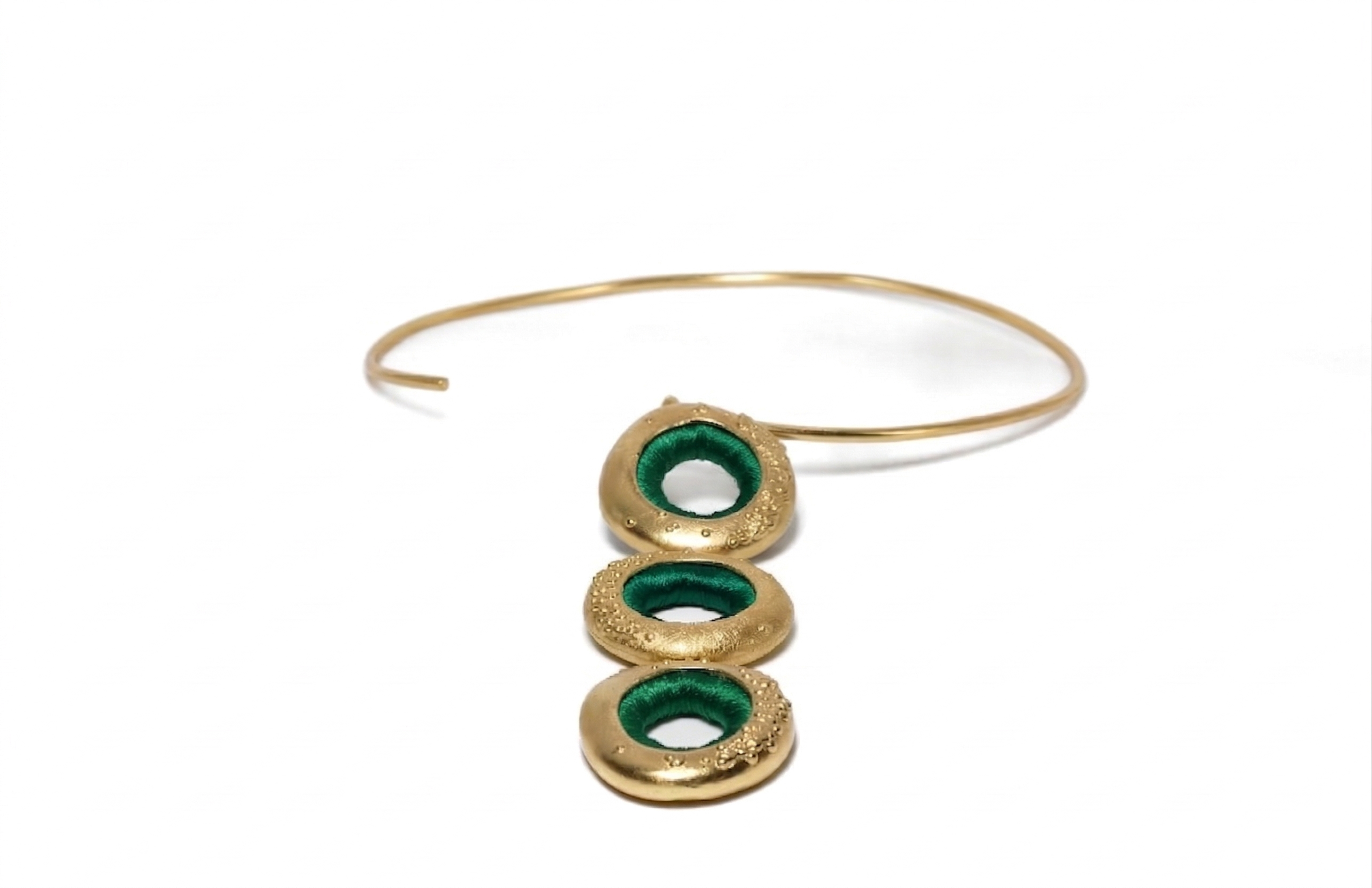 JUNTOS THREE MOMENTS GOLD-PLATED CHOKER