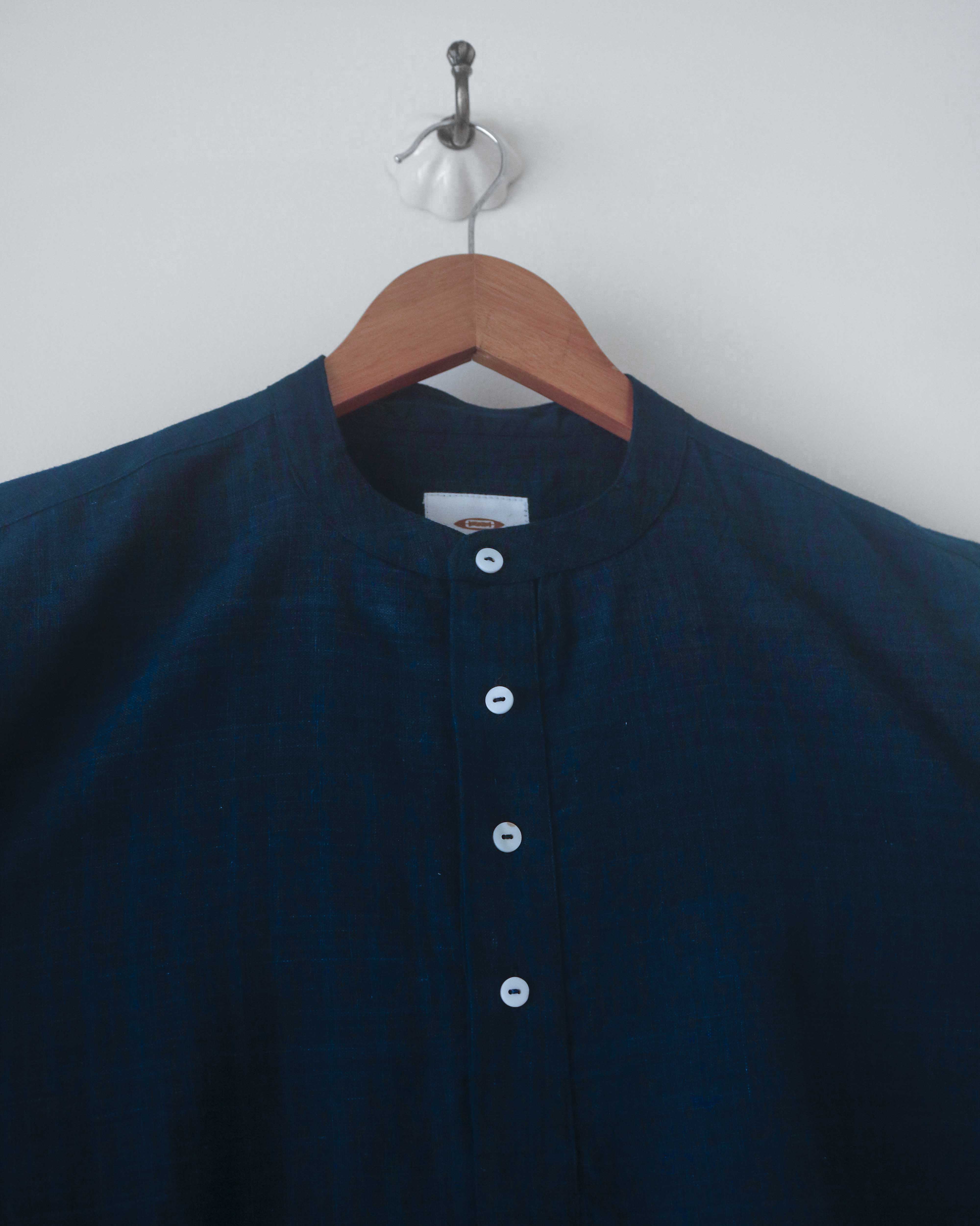MINIMALIST INDIGO MANDARIN COLLAR SHIRT
