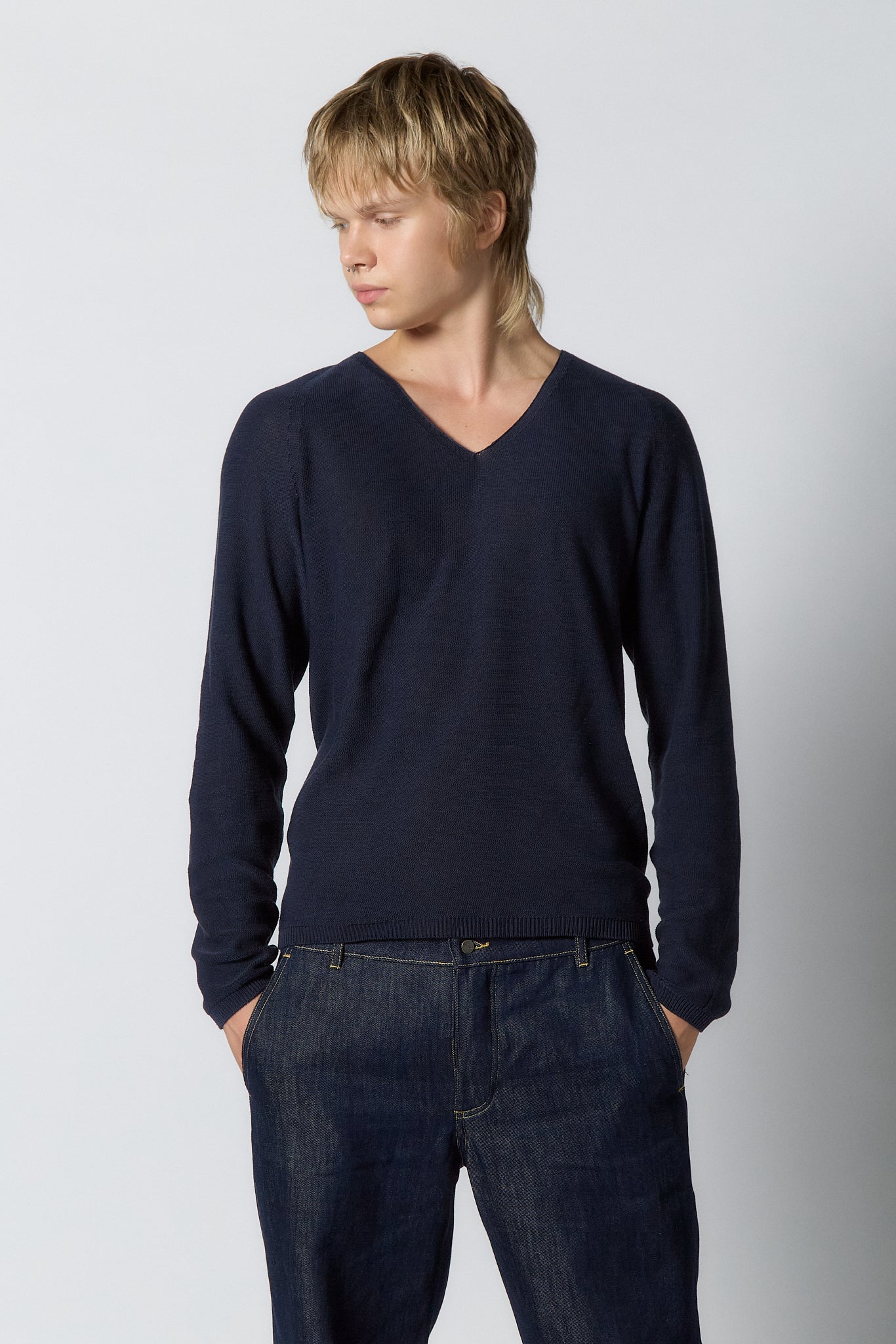 Seamless Knitted V-neck Sweater for Men