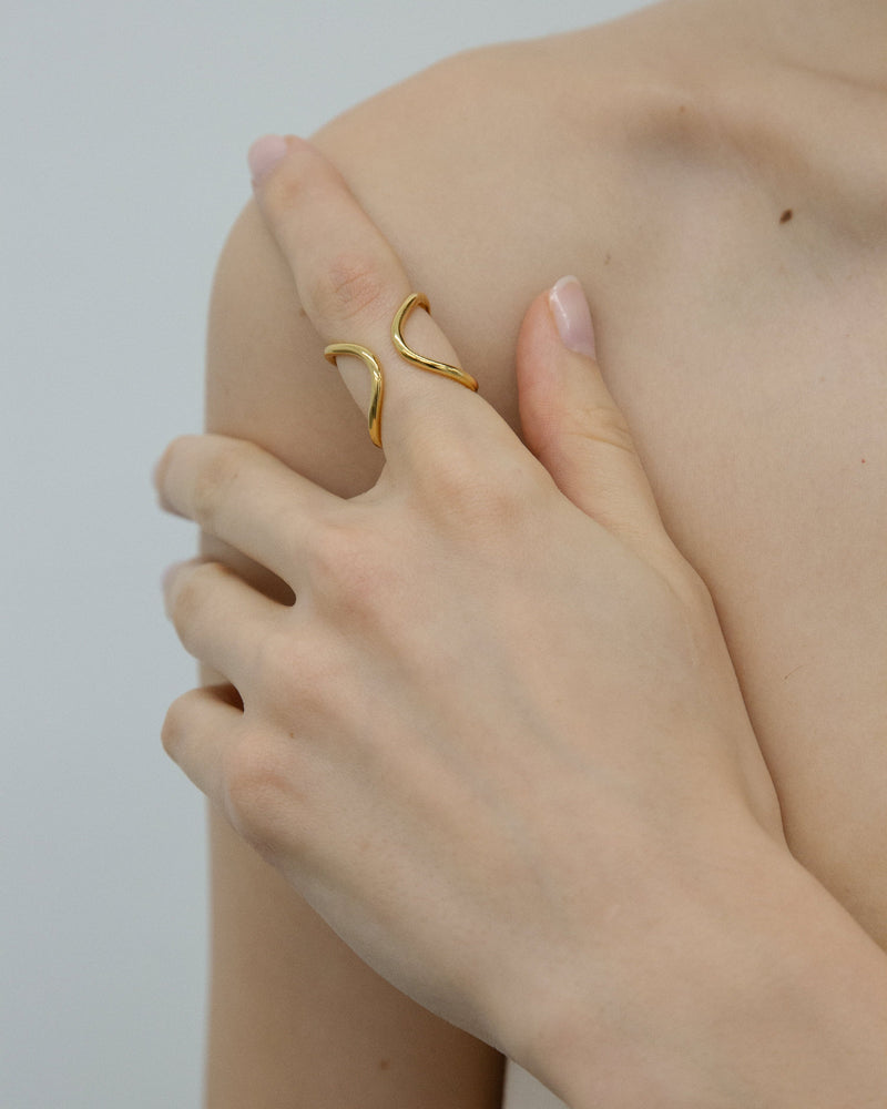 Cross Brace Ring – 18K Gold Vermeil