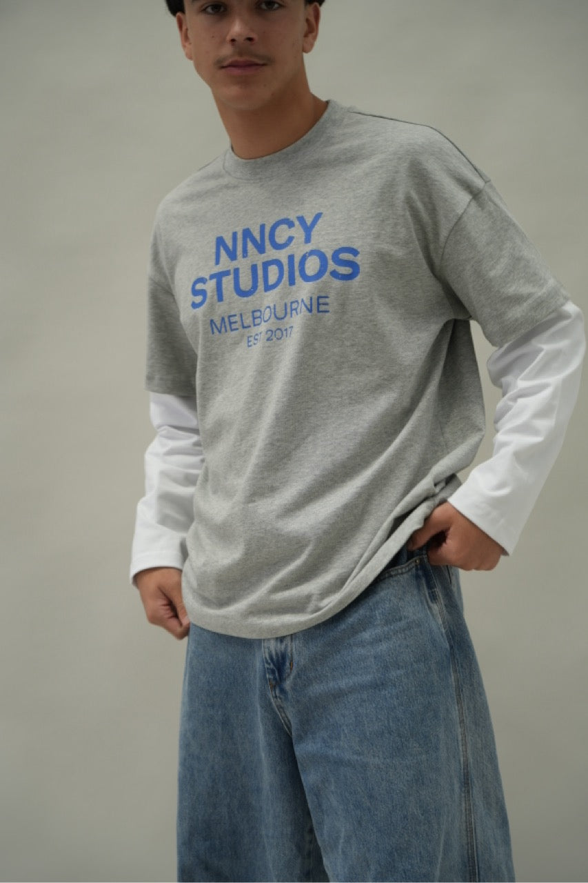 LAYERED LOGO TSHIRT - GREY