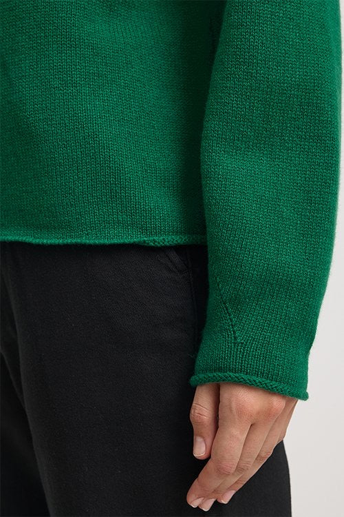TRLE- Relaxed Mock Neck