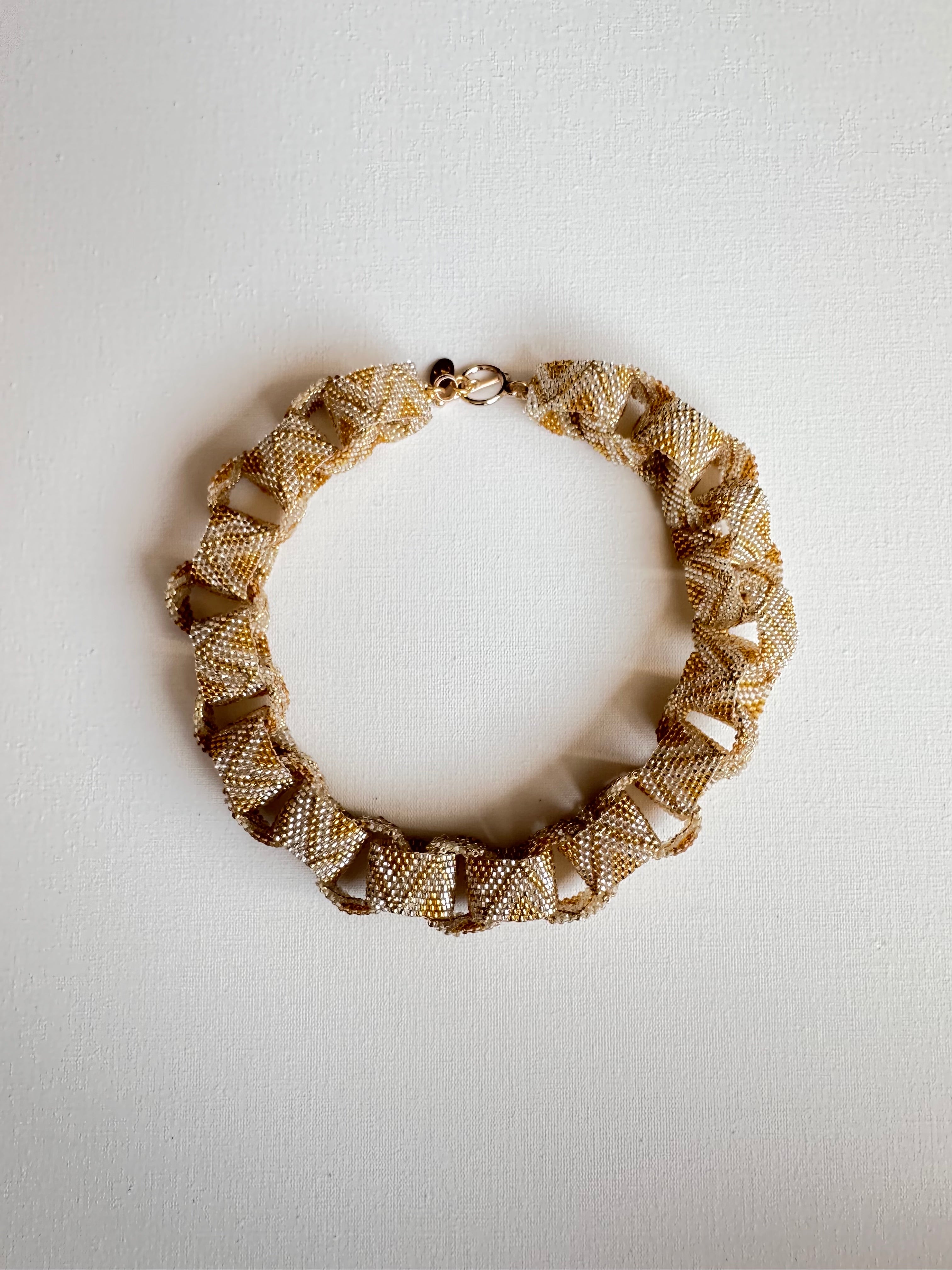 WORK OF THE BEADS LINK NECKLACES