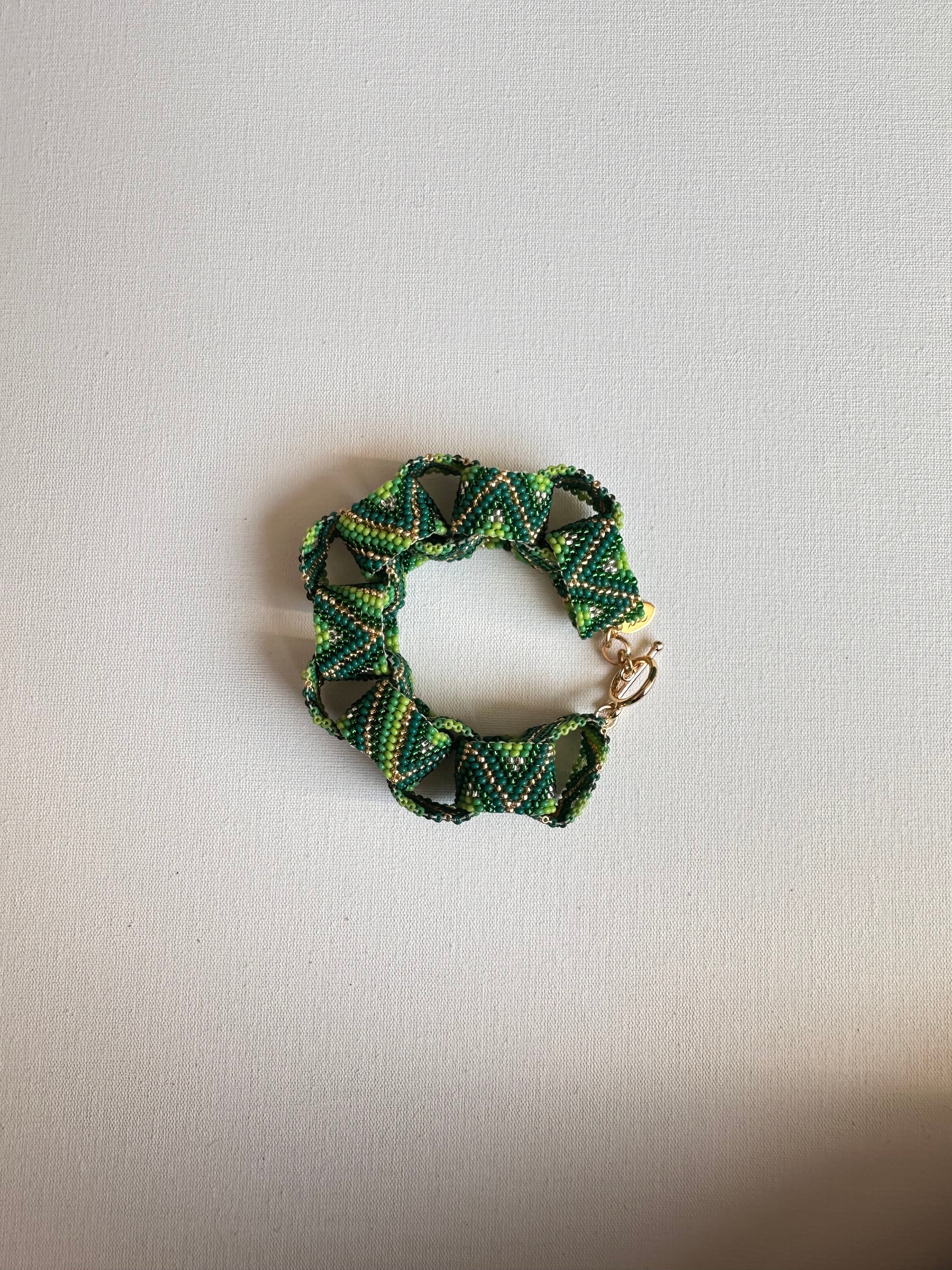 WORK OF THE BEADS LINK BRACELET