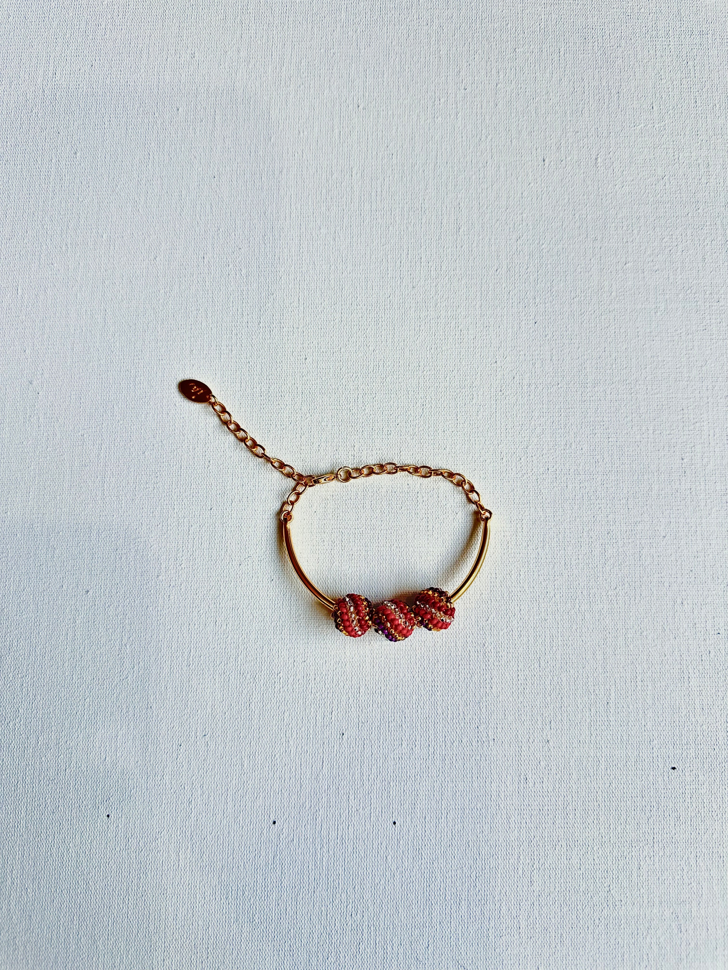 WORK OF THE BEADS BRACELET WITH 3 BEADS