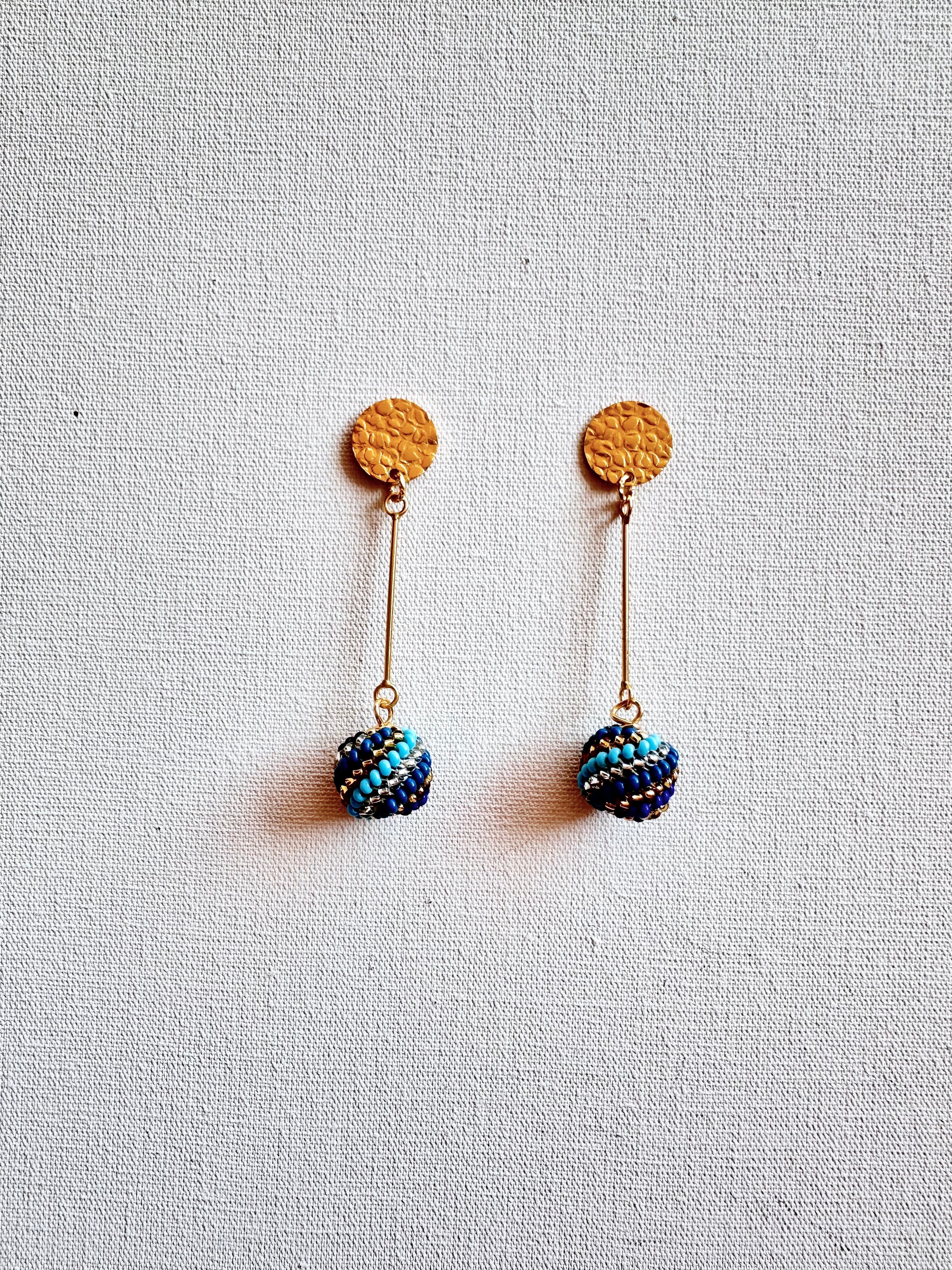 WORK OF THE BEADS EARRINGS WITH BEADS