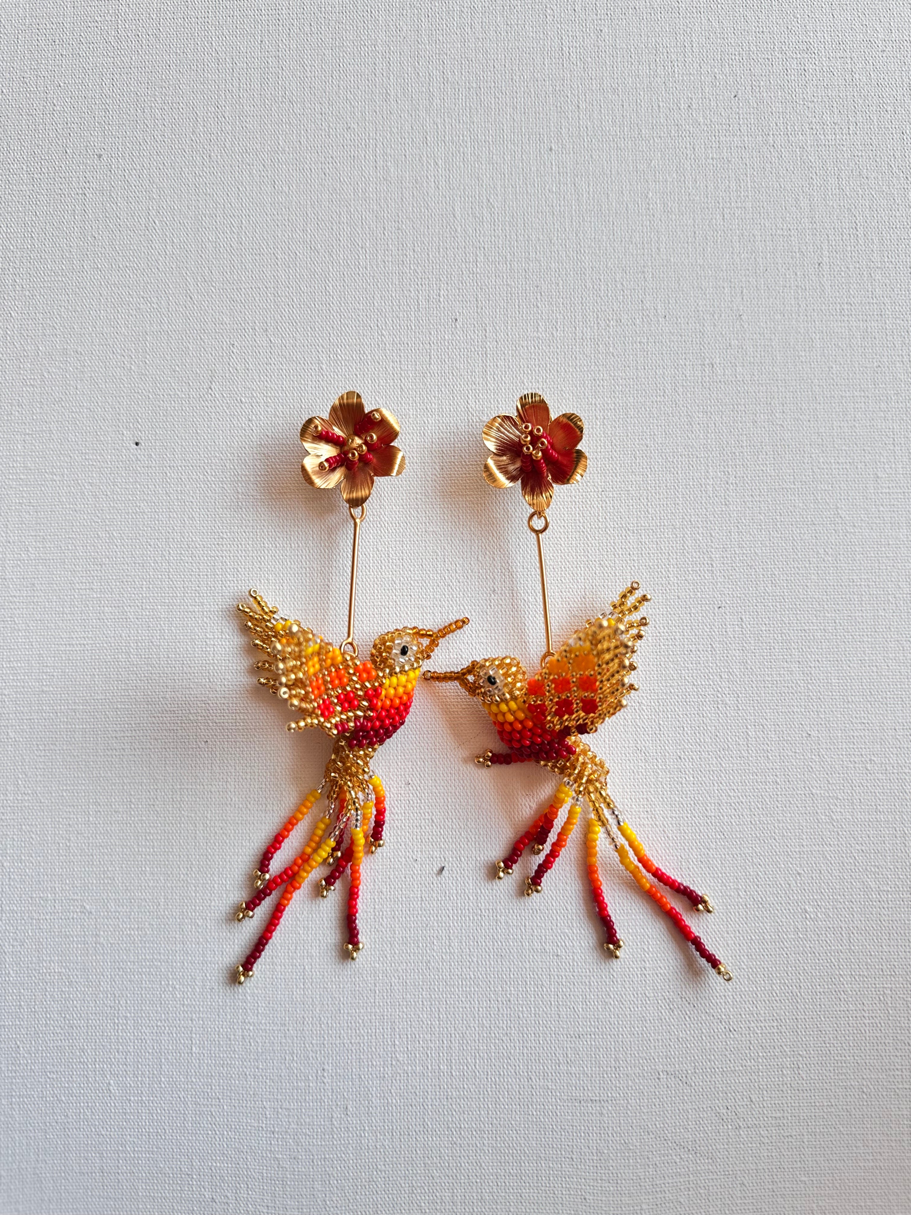 WORK OF THE BEADS HUMMINGBIRD EARRINGS WITH FLOWER