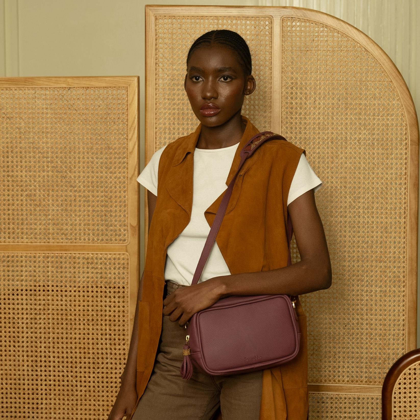 Robin Crossbody