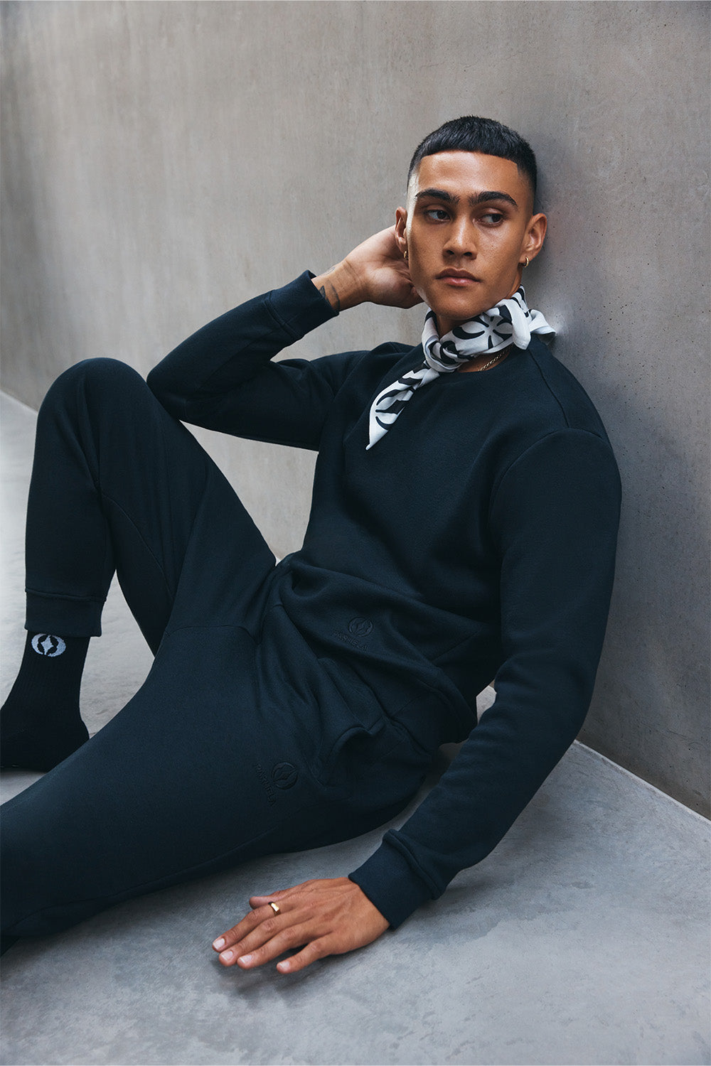 THE STAPLE SWEATSHIRT