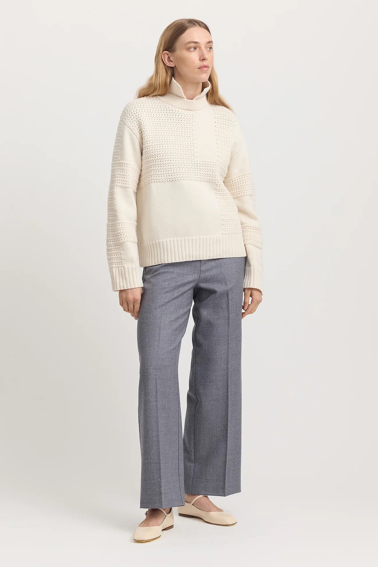 TRLE- Texture Stitch Funnel Sweater