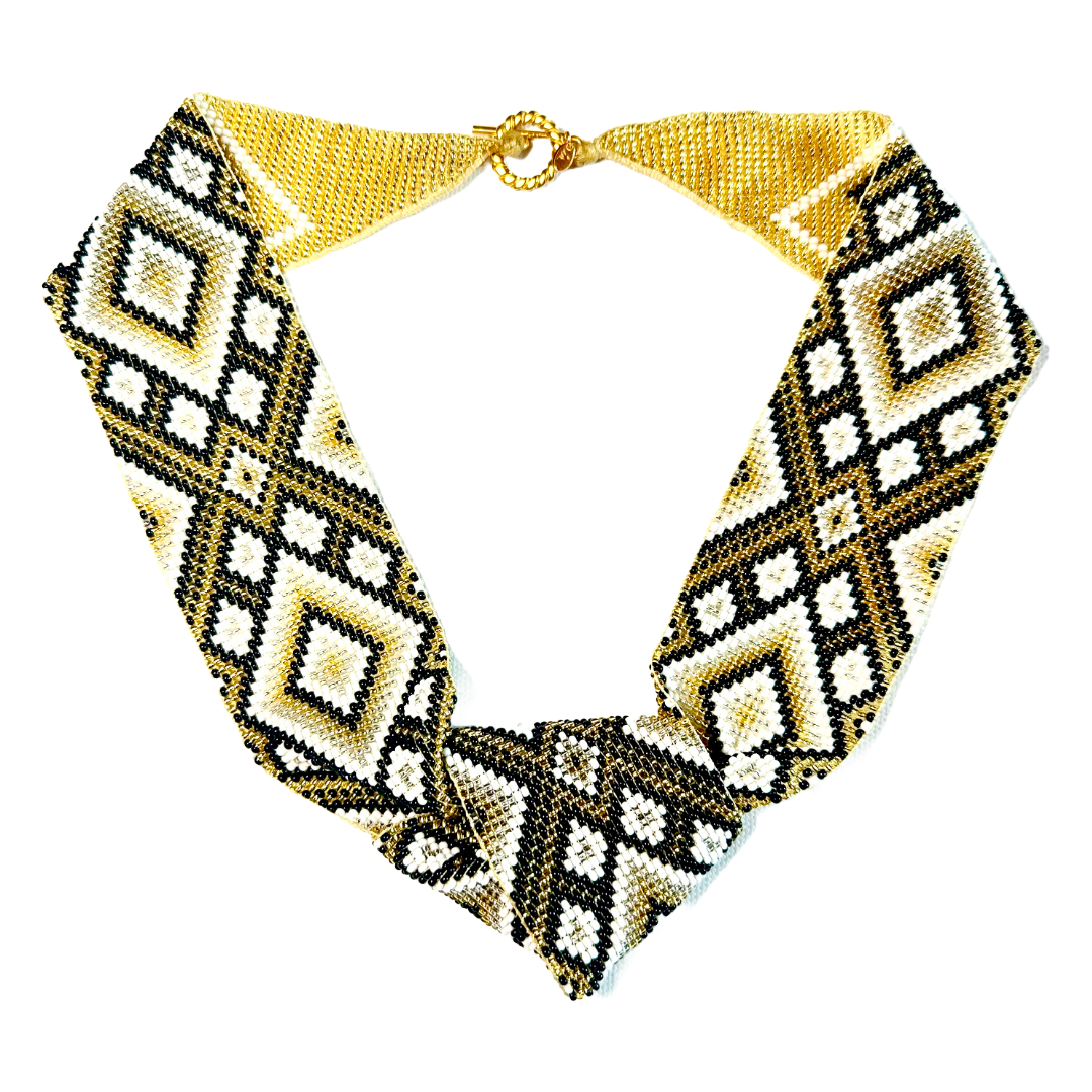 WORK OF THE BEADS KNOT NECKLACES