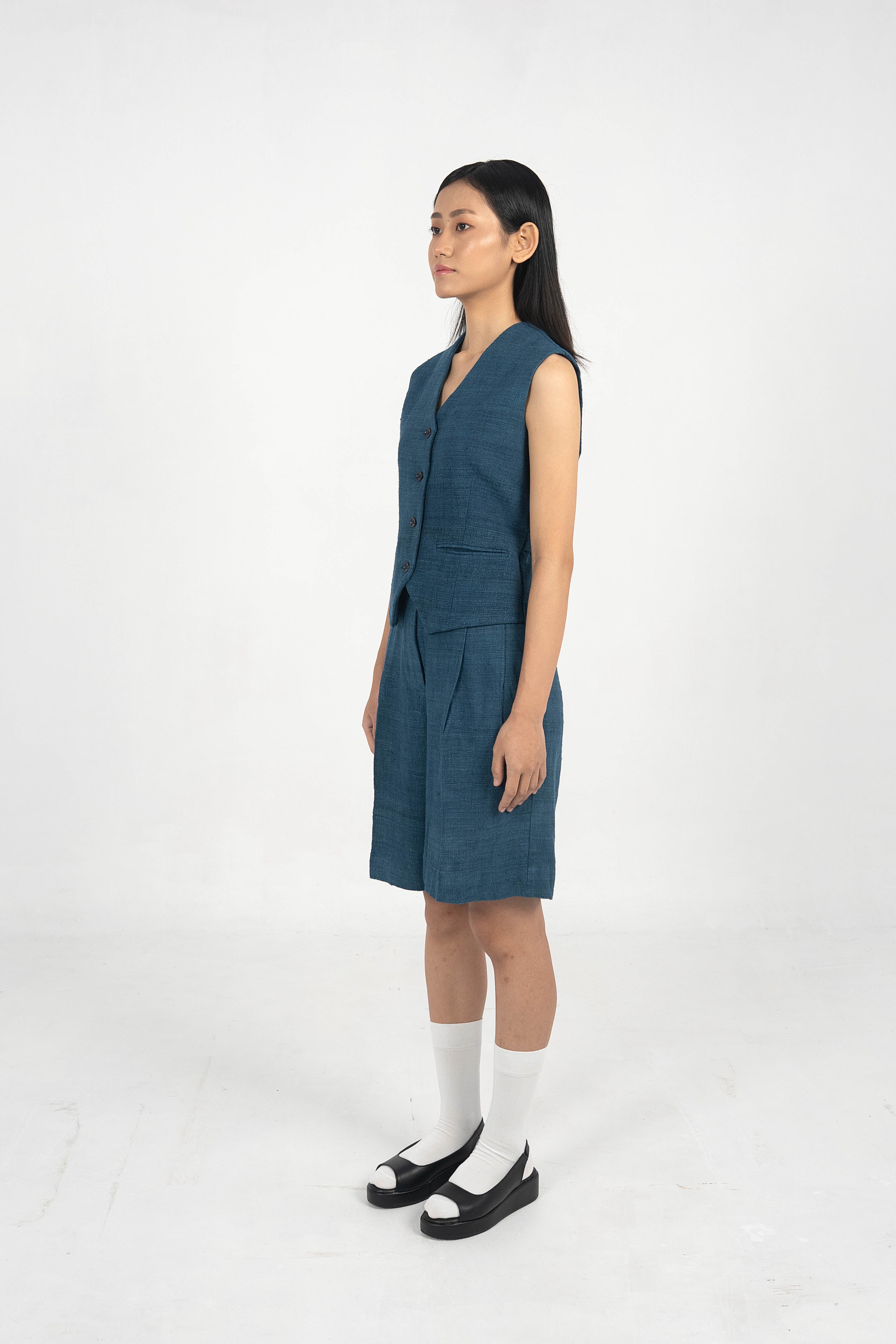 EXPLORER INDIGO ERI SILK WAISTCOAT