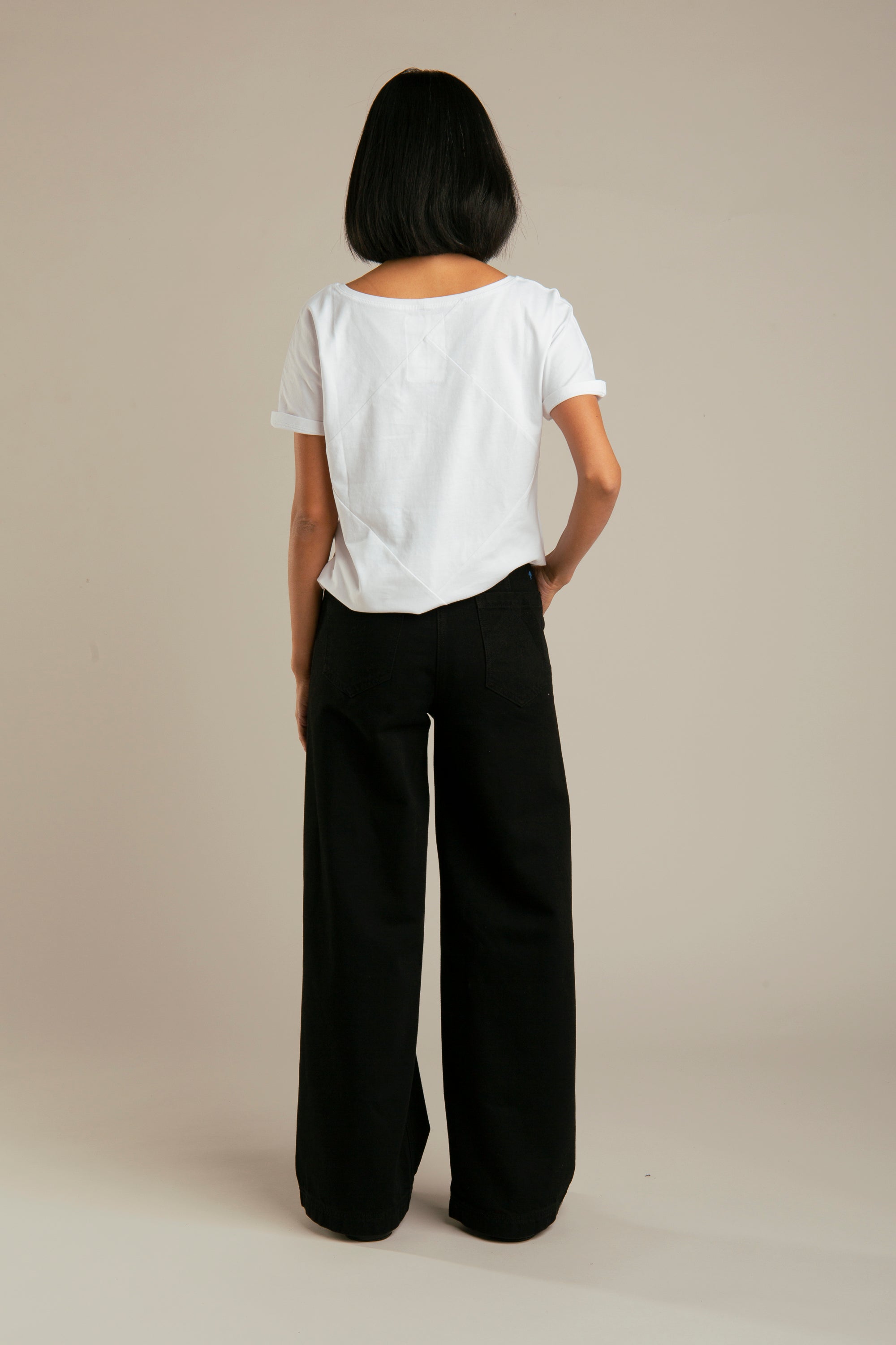 (Center Arrow) Up-Shirt for Women 105