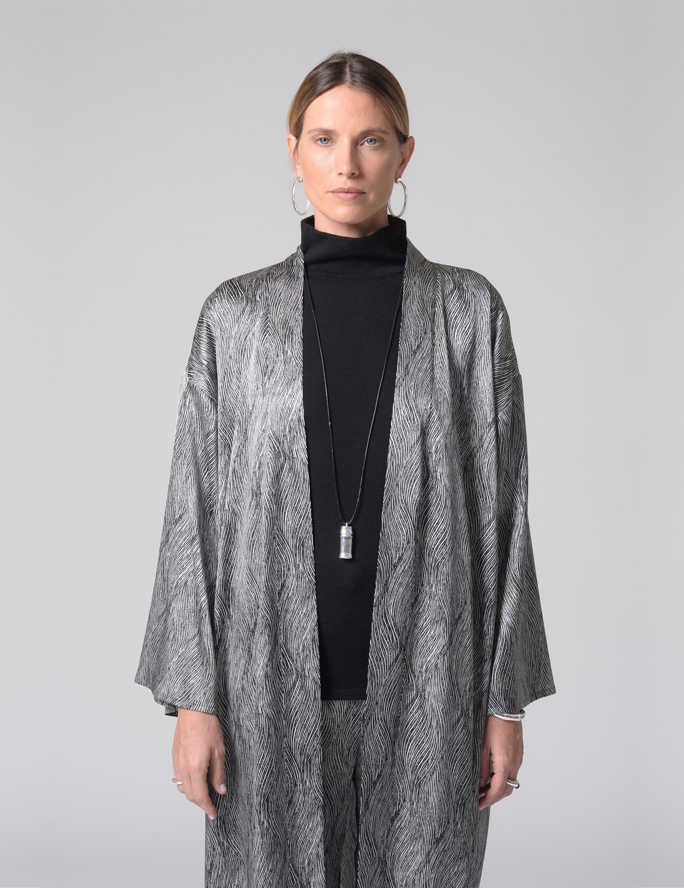 Wavy Print Silk Kimono KW