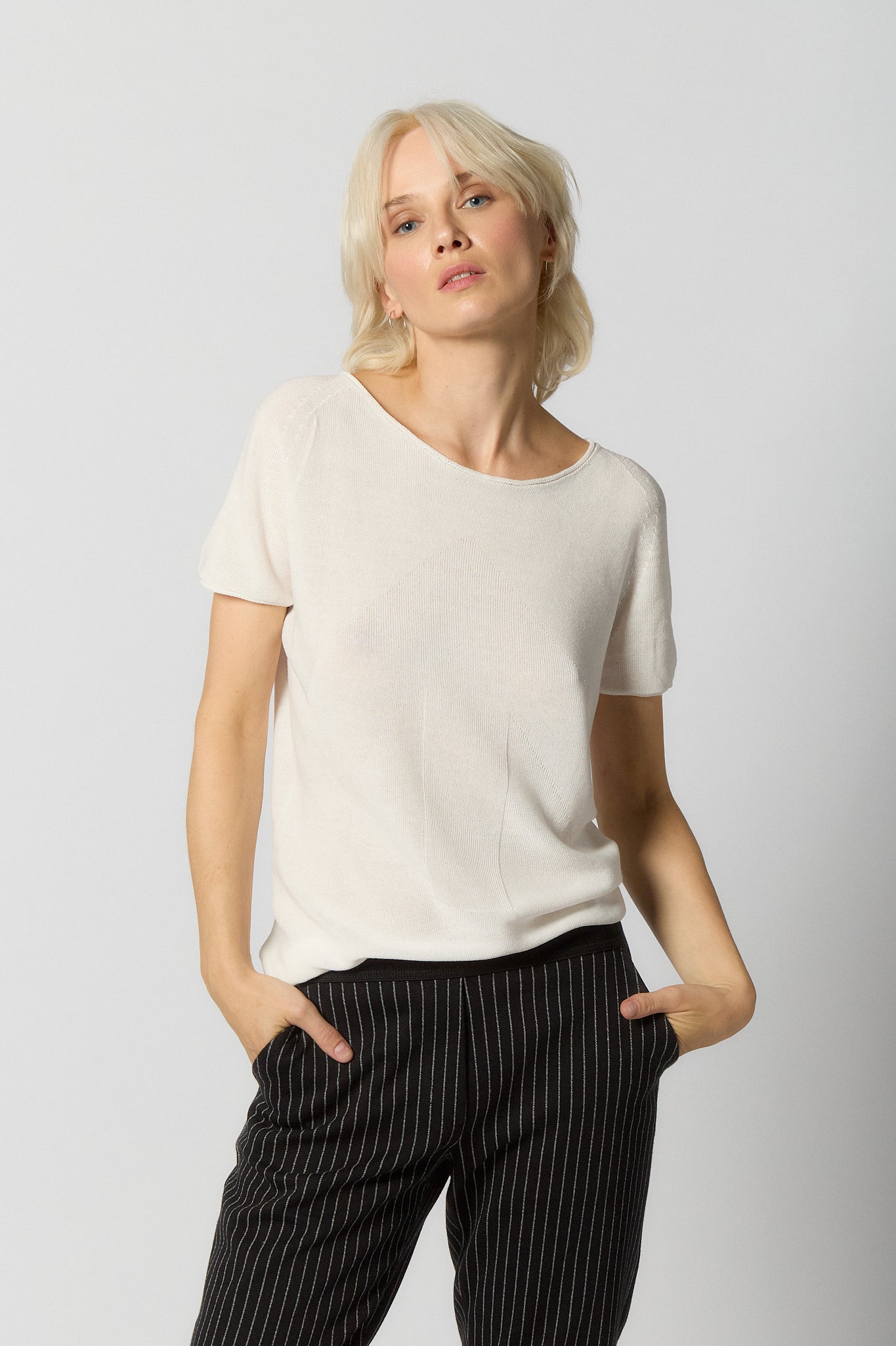 Seamless Knitted T-shirt for Women