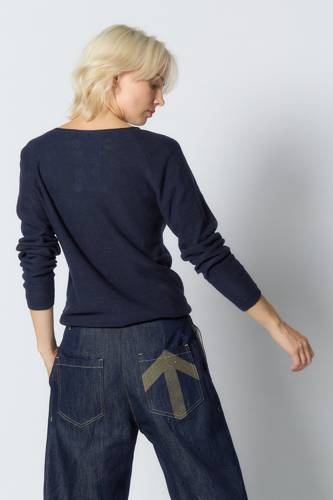 Seamless Knitted V-neck Sweater for Women