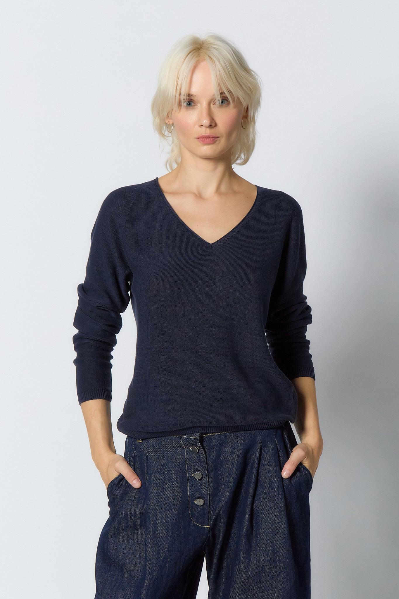 Seamless Knitted V-neck Sweater for Women