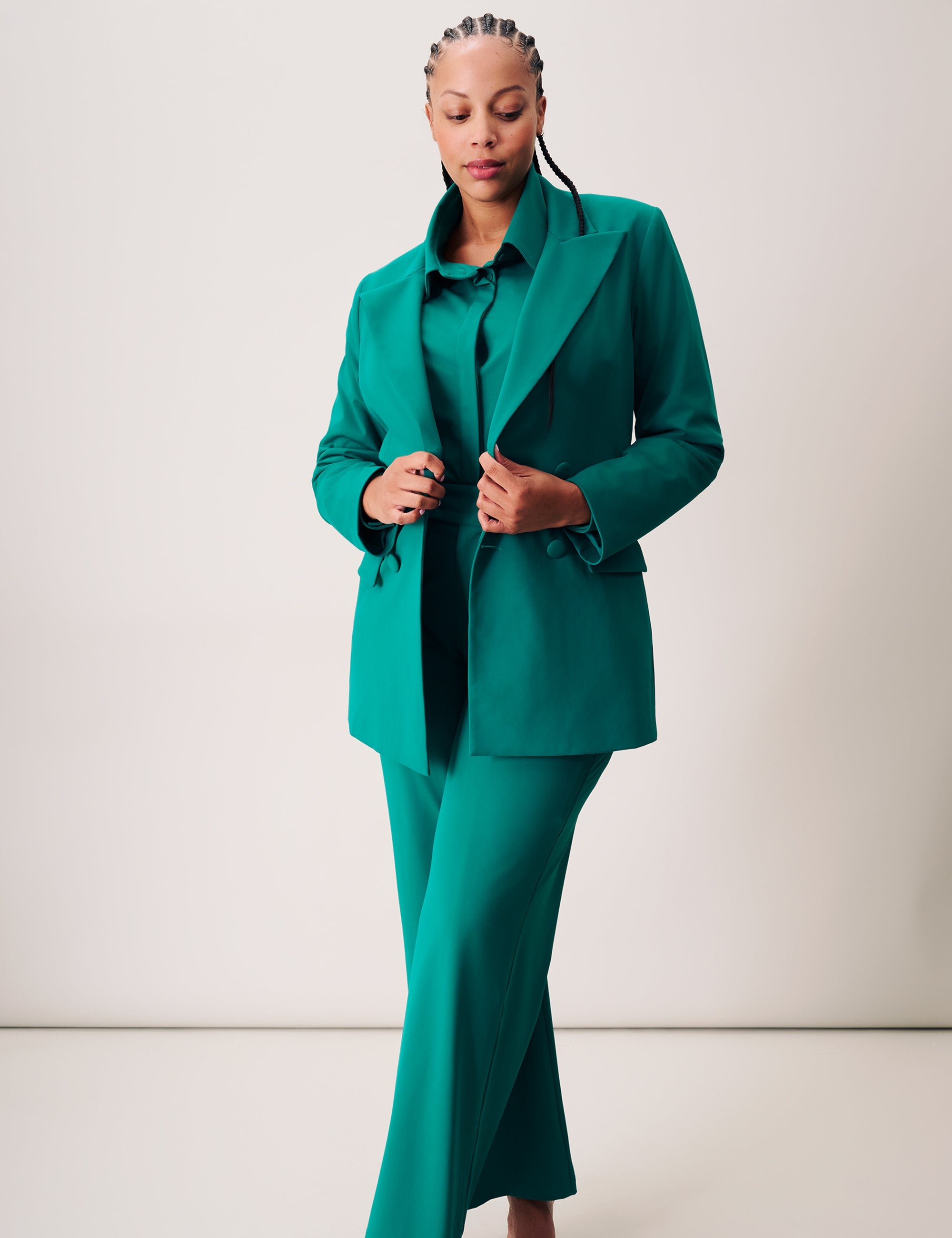 DAHLIA BLAZER