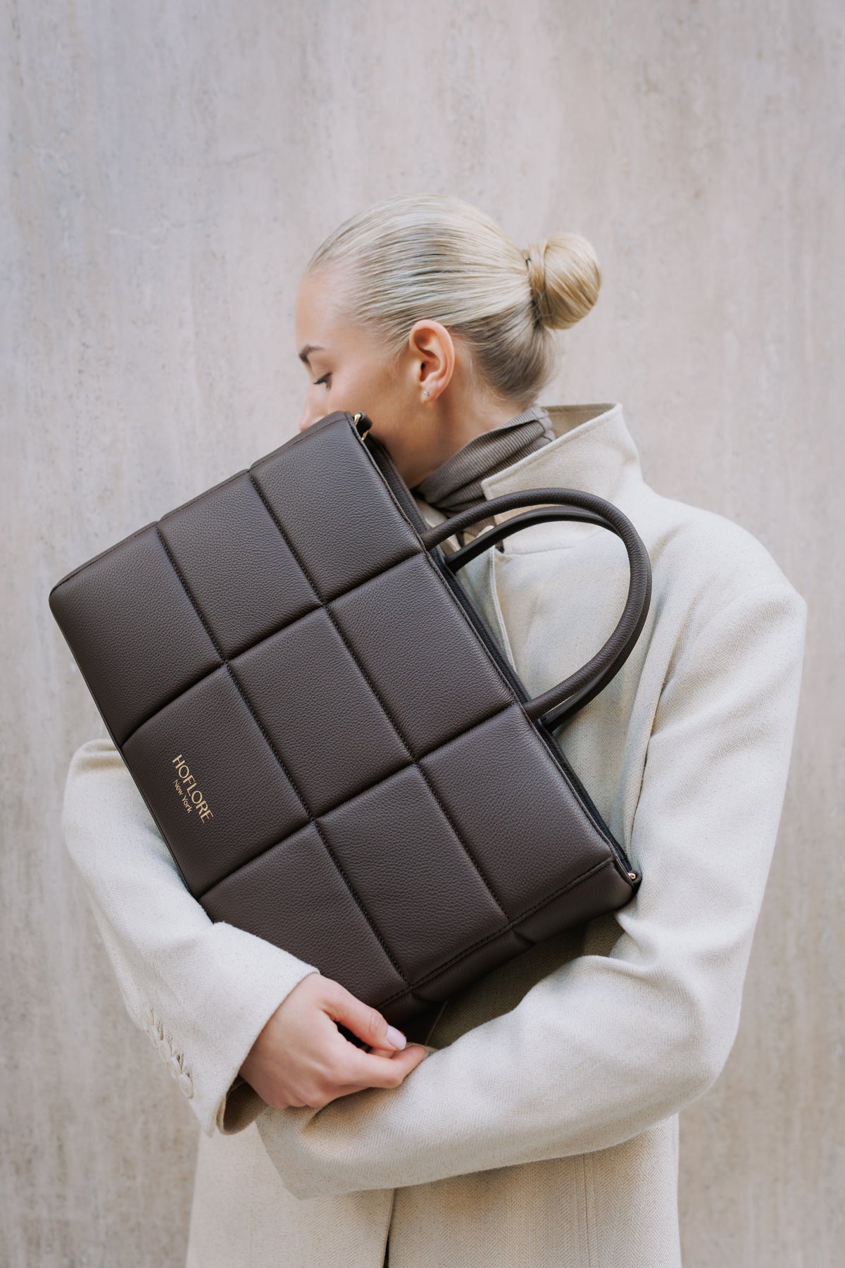Quilted Laptop Bag Liora – Brown