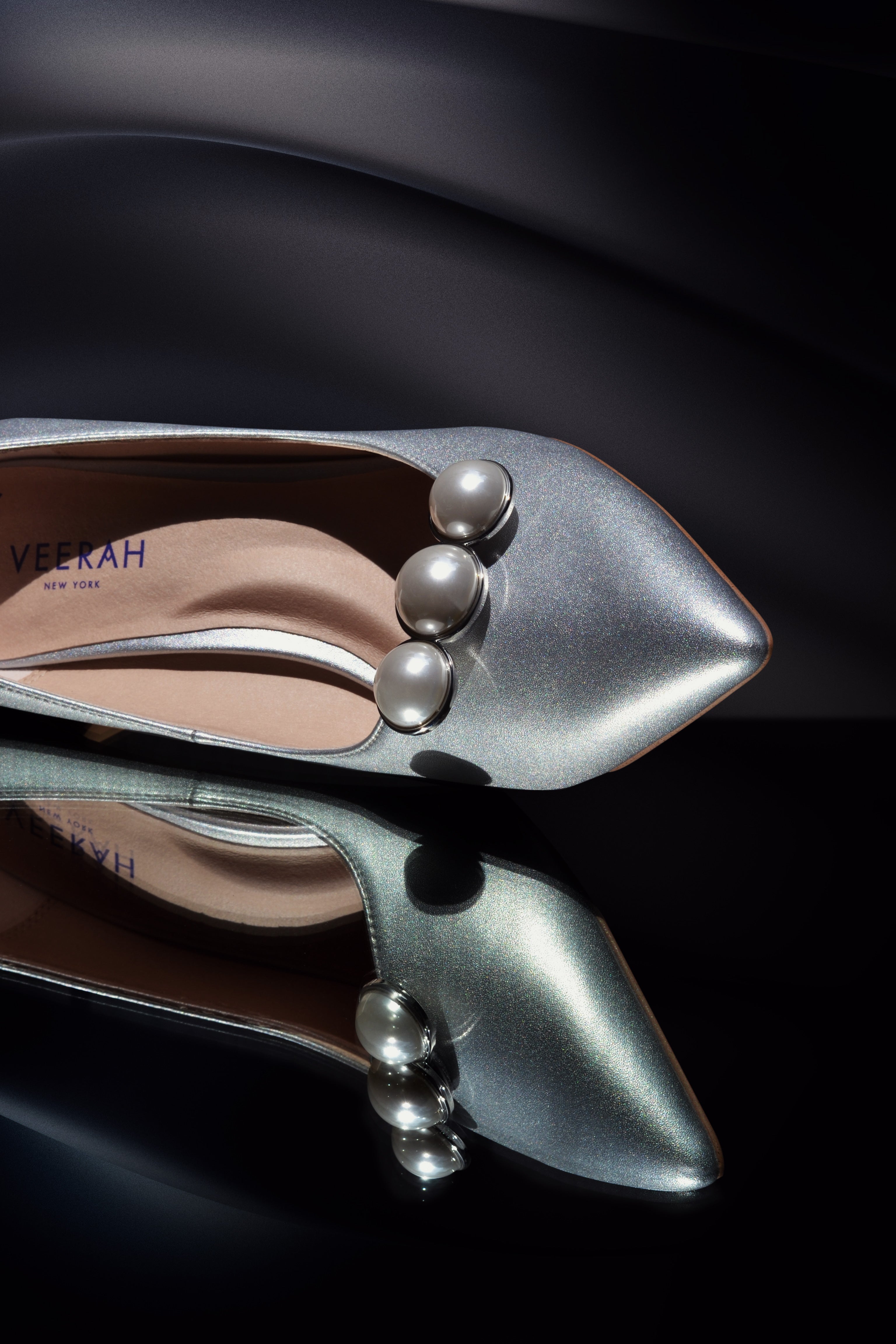 TRINITY PEARL SHOE CLIPS