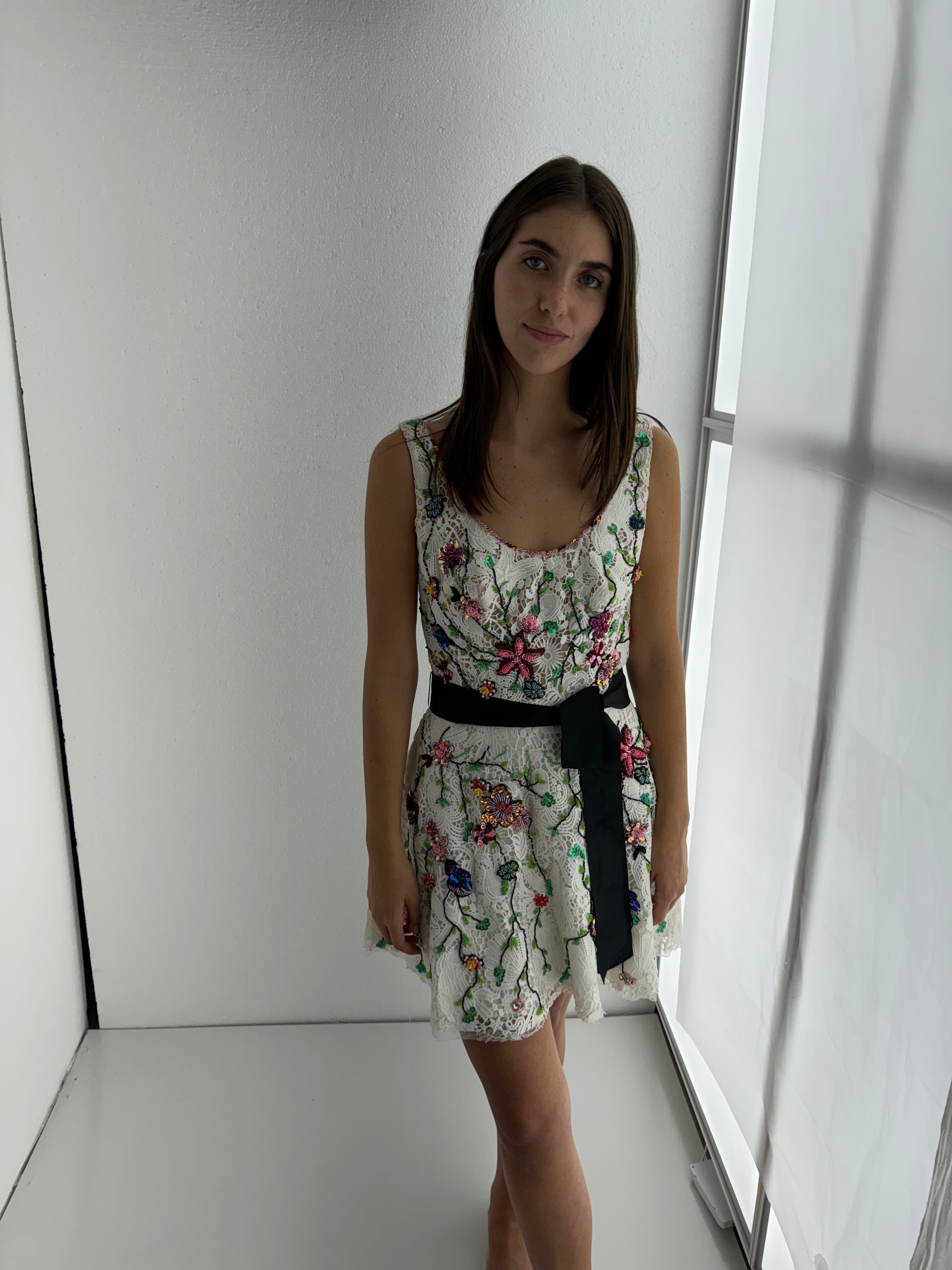 SHORT EMBROIDERED DRESS WITH BLACK FLOWERS