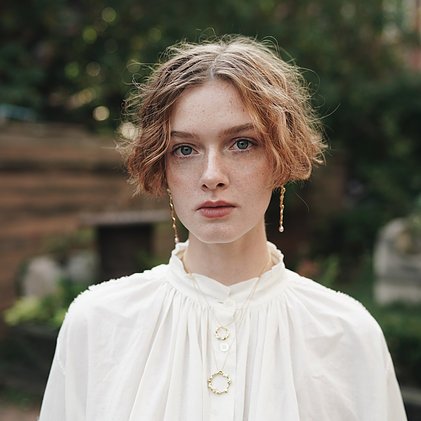 the-waves-big-circle-necklace-with-pearl