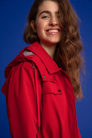 parka-woman-reddest-red
