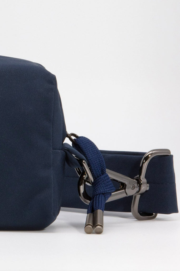 travel-pouch-navy-blue